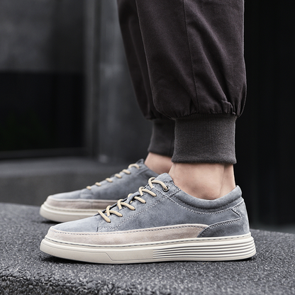 Giovanni Genuine Leather Sneaker
